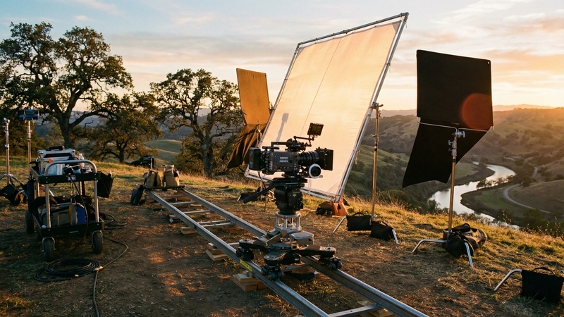 兄妹乱伦户外拍摄视频